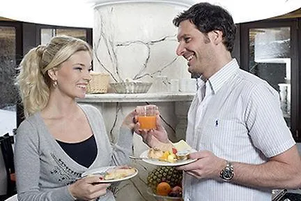 غارني روميرهوف فندق